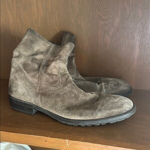 To boot Men's Brown Suede Ankle Boots